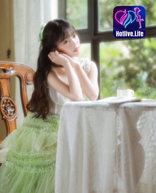 Ling Xiao Qi-Hotlive