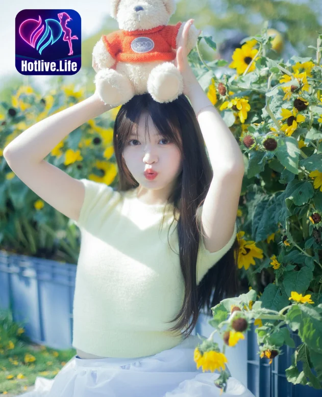 You are currently viewing Ngôi Sao Quyến Rũ Xiao Chen Trên HotLive: Hành Trình Tỏa Sáng Của Nữ Thần Trung Quốc . Beautiful girl Goddess 2024