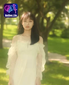 Read more about the article Xiao Ning: Bóng Hồng Quyến Rũ Trên HotLive – Hành Trình Gặp Gỡ Cùng Nữ Thần Trung Quốc . Beautiful girl Goddess 2024